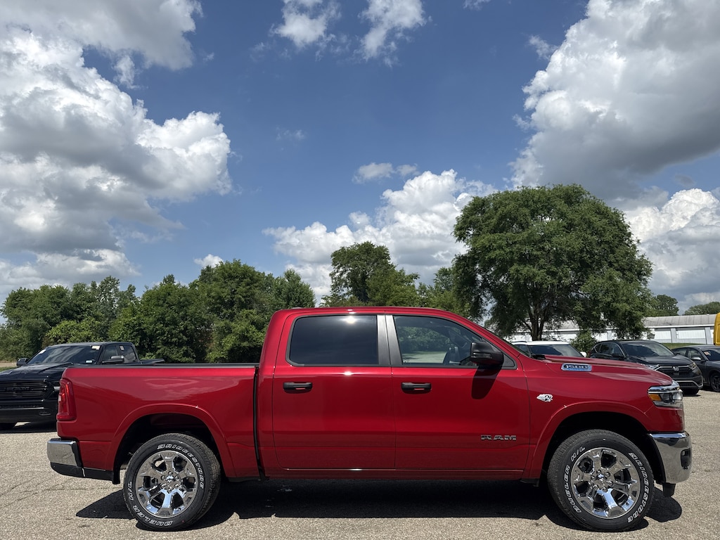New 2026 Ram 1500 BIG HORN CREW CAB 4X4 5'7 BOX Pickup