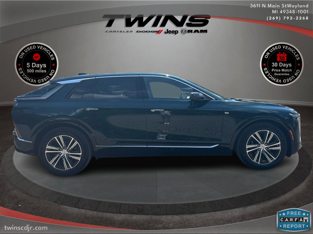 Used 2024 Cadillac LYRIQ Luxury 1 with VIN 1GYKPPRKXRZ130503 for sale in Wayland, MI