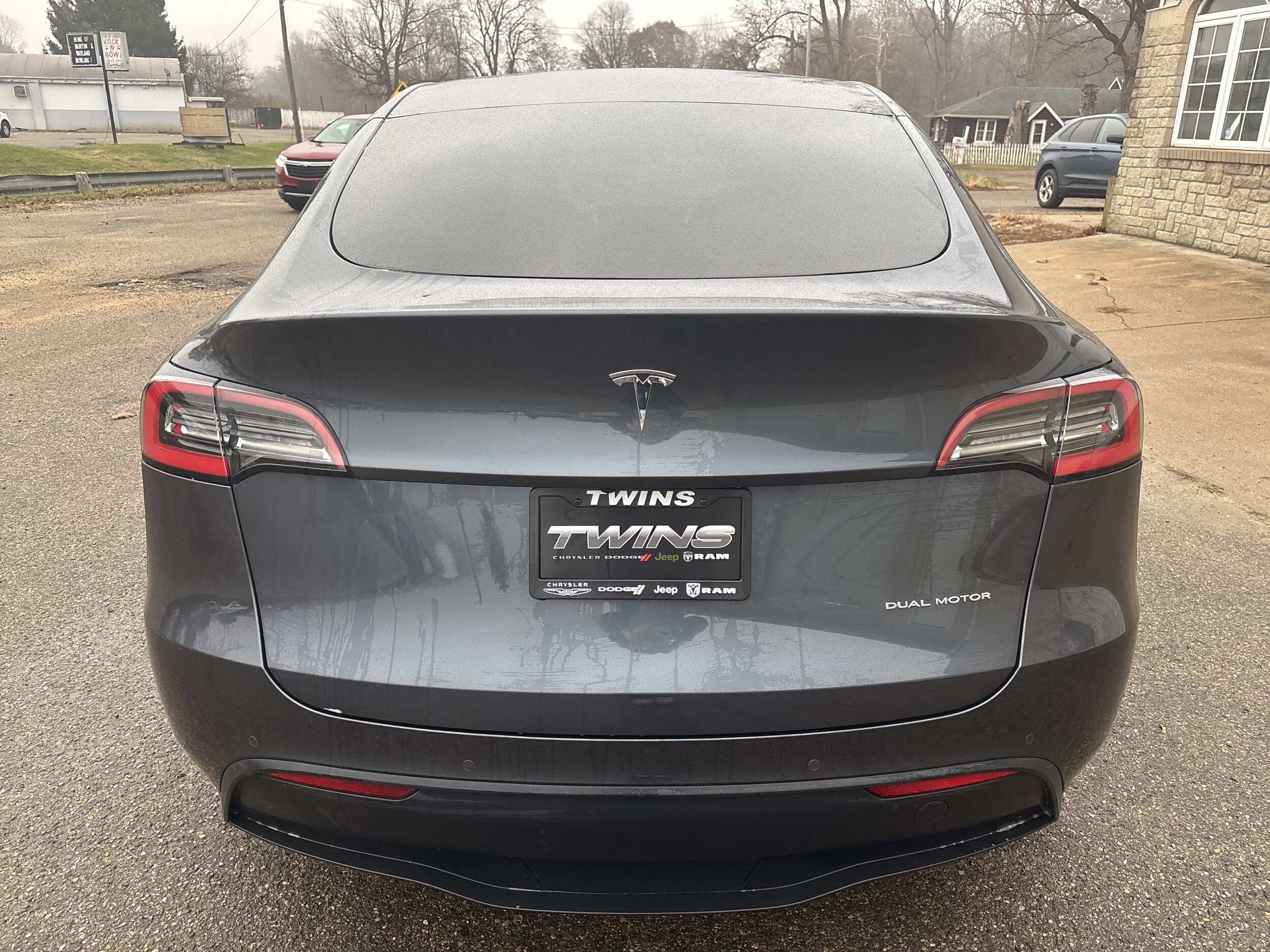 2021 Tesla Model Y Long Range photo 4