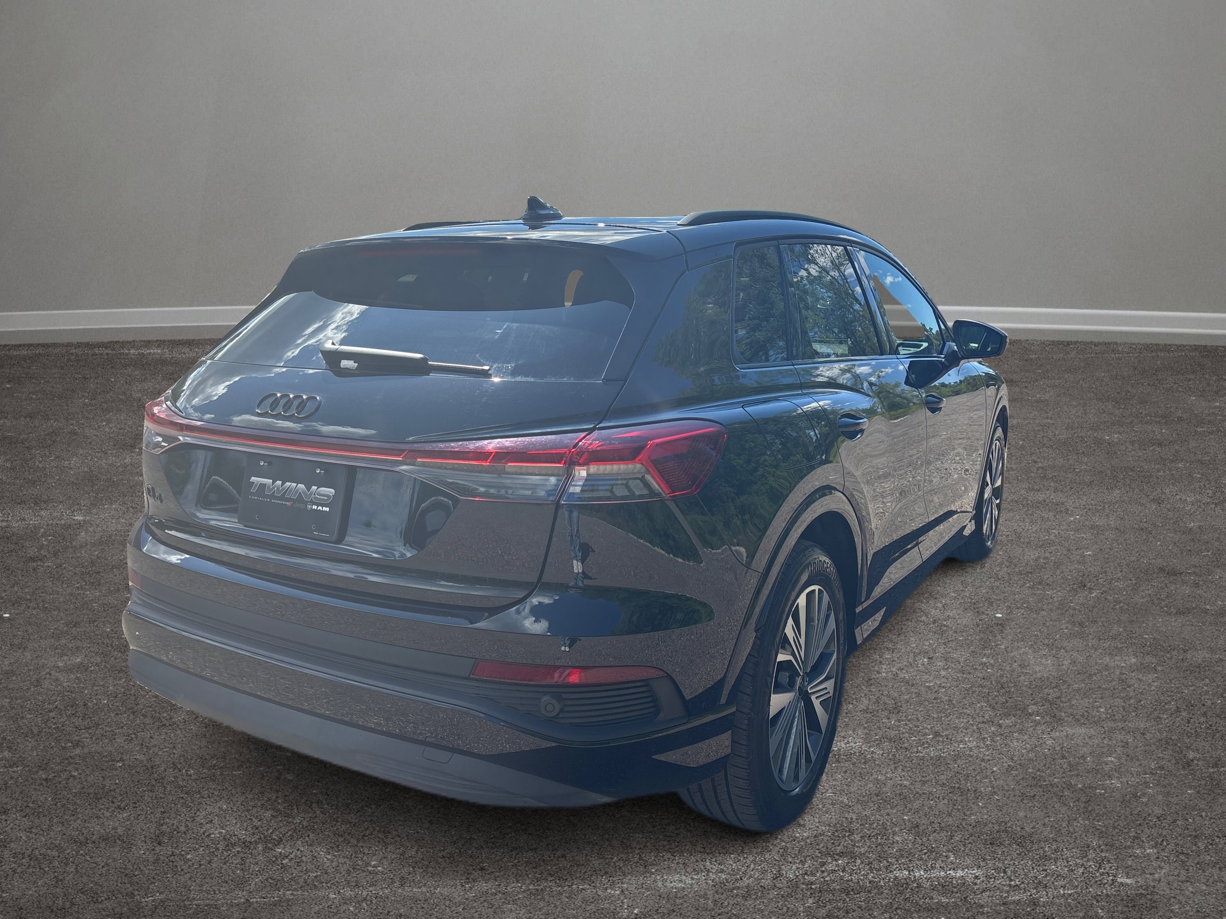 2025 Audi Q4 e-tron Premium Plus - Photo 35