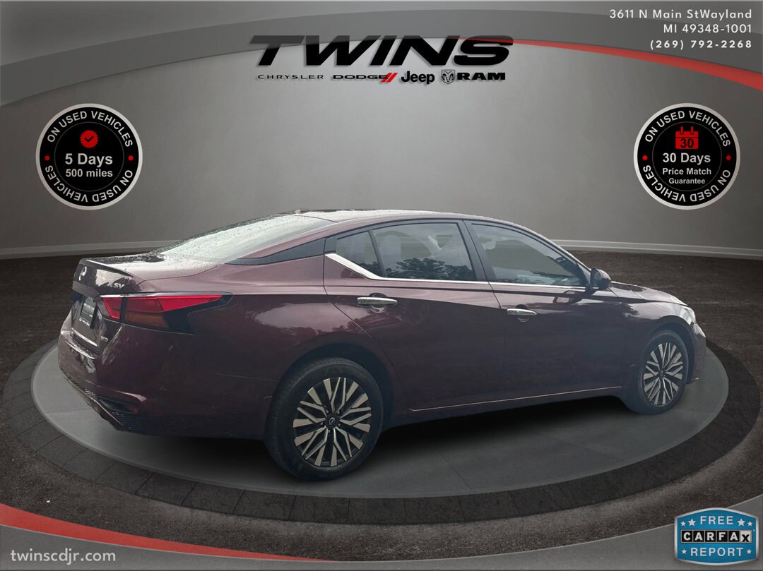 2024 Nissan Altima 2.5 SV photo 3