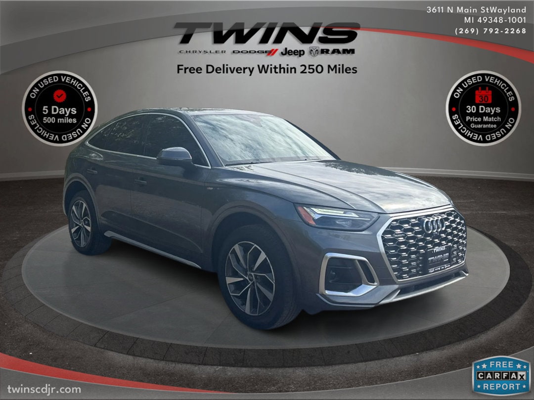 2022 Audi Q5 Sportback Premium Plus's photo