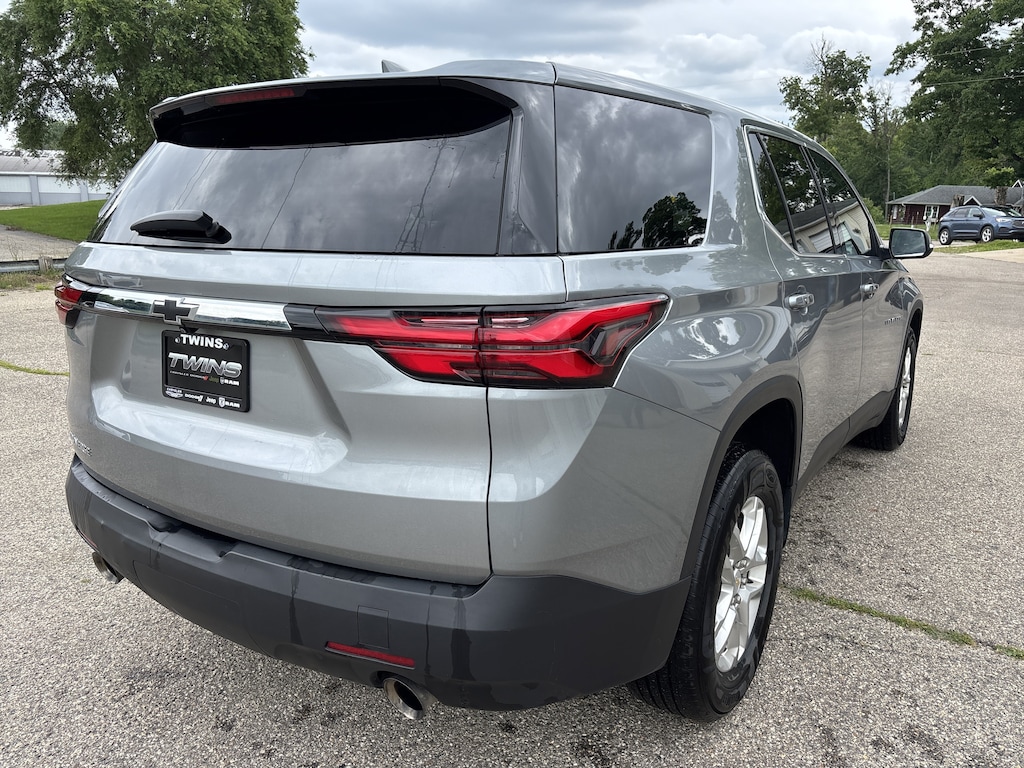 Used 2023 Chevrolet Traverse LS FWD LS w/1LS