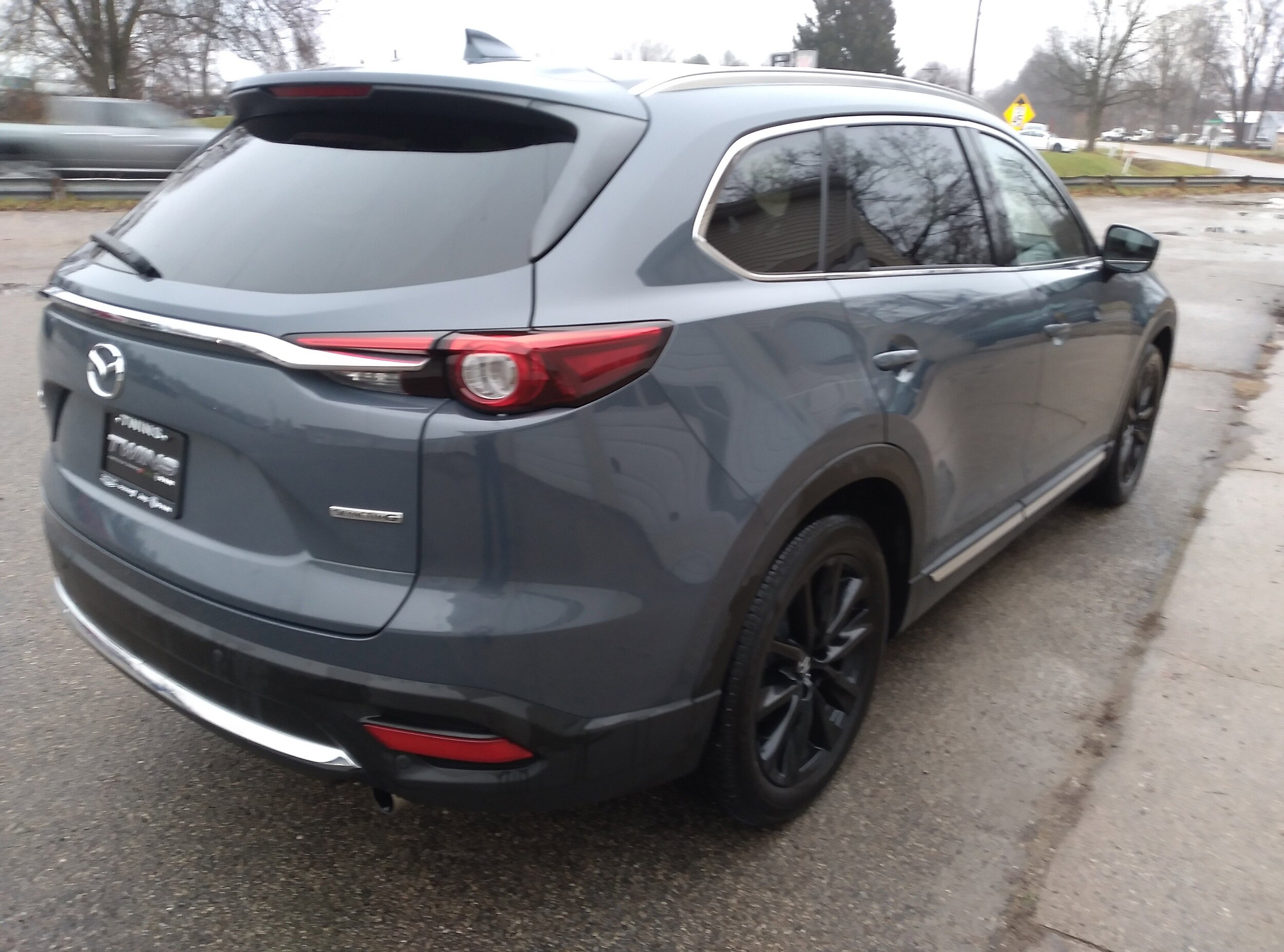 2022 Mazda CX-9 Carbon photo 3