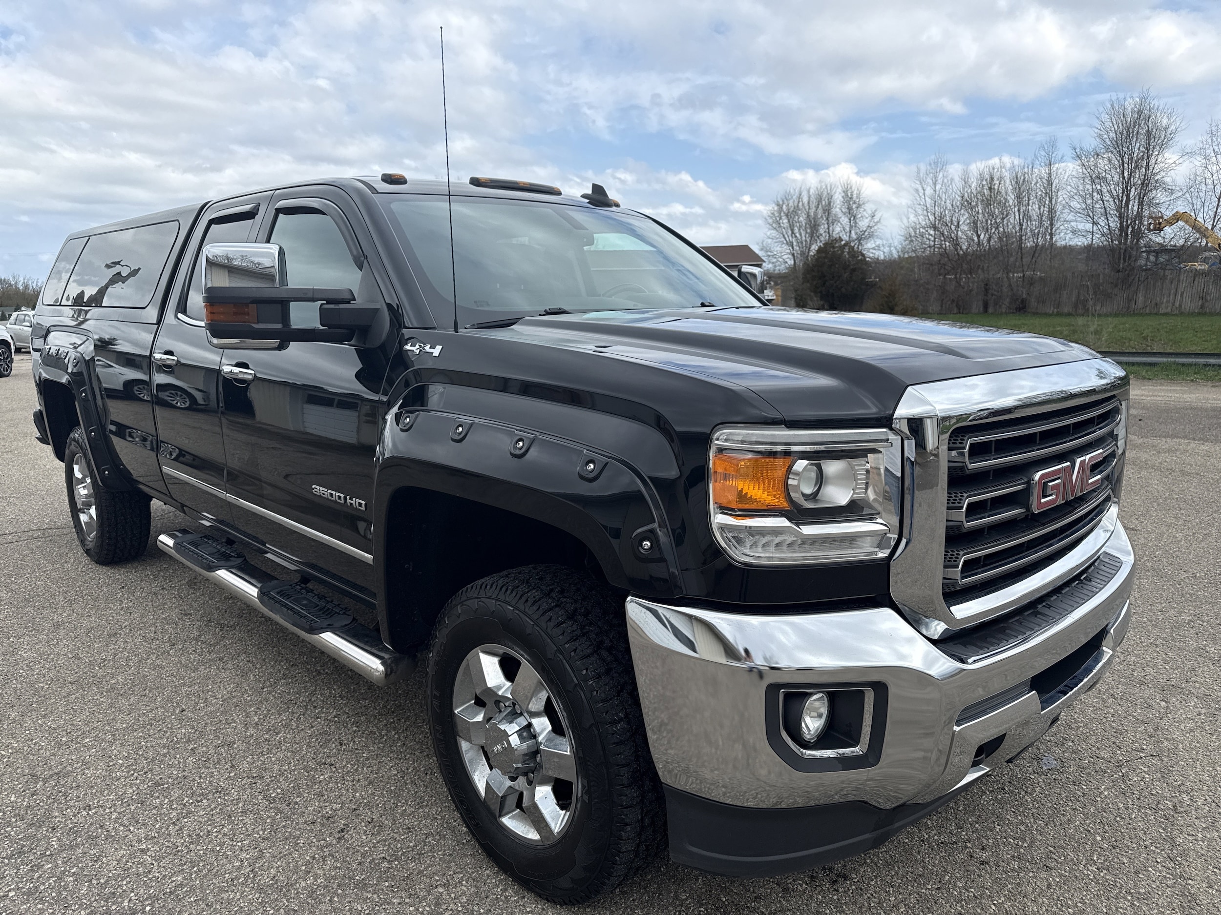 2016 GMC Sierra 4WD Double Cab Long Box SLT's photo