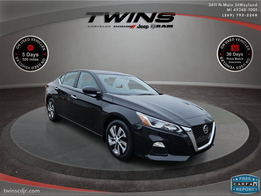 Used 2022 Nissan Altima S with VIN 1N4BL4BV0NN320547 for sale in Wayland, MI