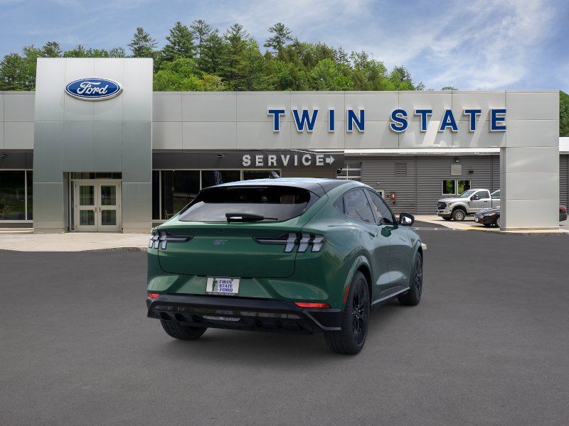 2025 Ford Mustang Mach-E GT - Photo 8
