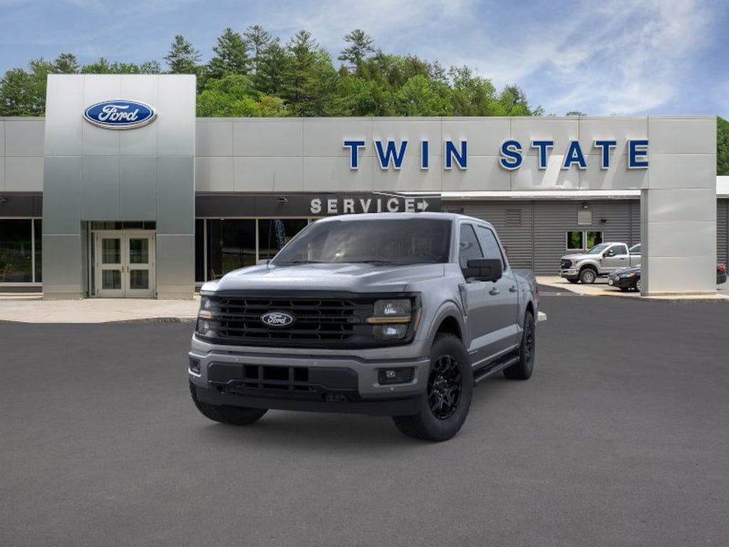 New 2025 Ford F-150 XLT Truck SuperCrew Cab