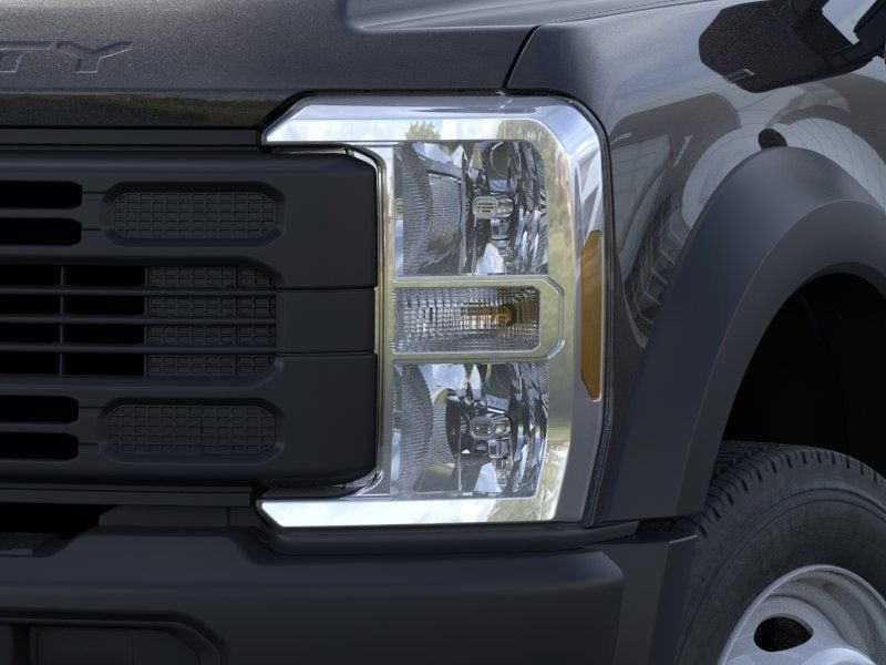 2026 Ford F-550 Super Duty Chassis Cab XL - Photo 18