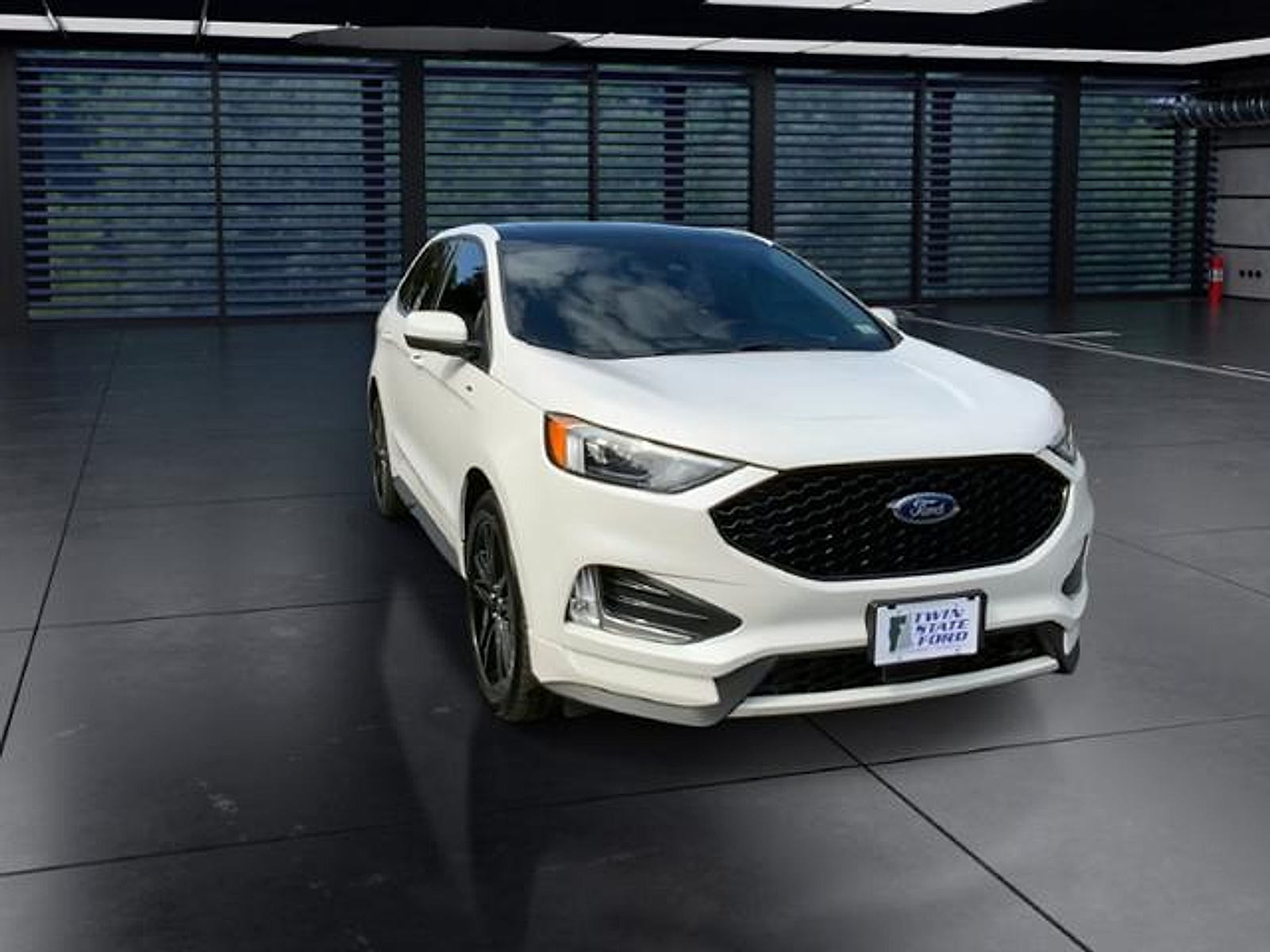 Certified 2024 Ford Edge ST-Line SUV