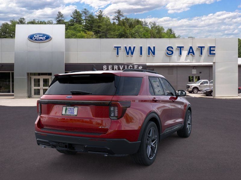 2026 Ford Explorer ST-Line - Photo 8