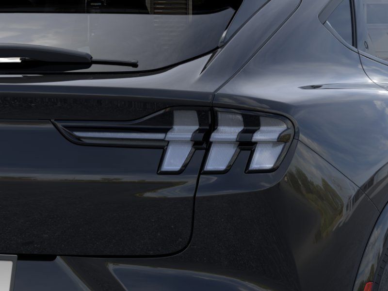 2025 Ford Mustang Mach-E Premium - Photo 21