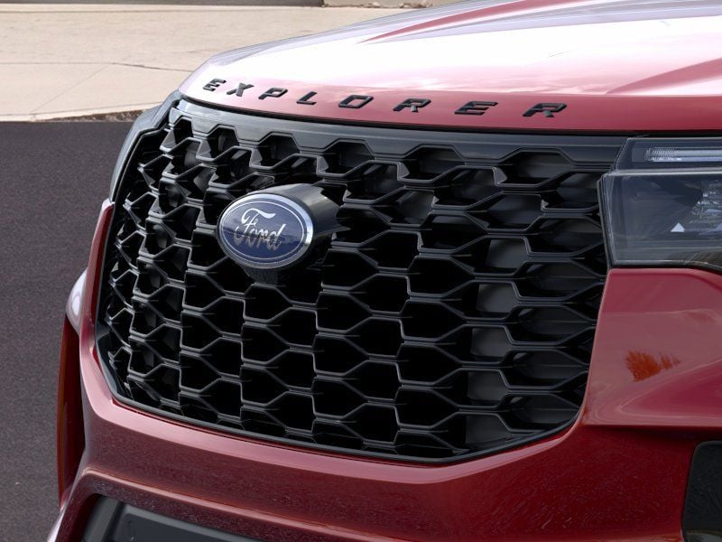 2026 Ford Explorer ST-Line - Photo 17