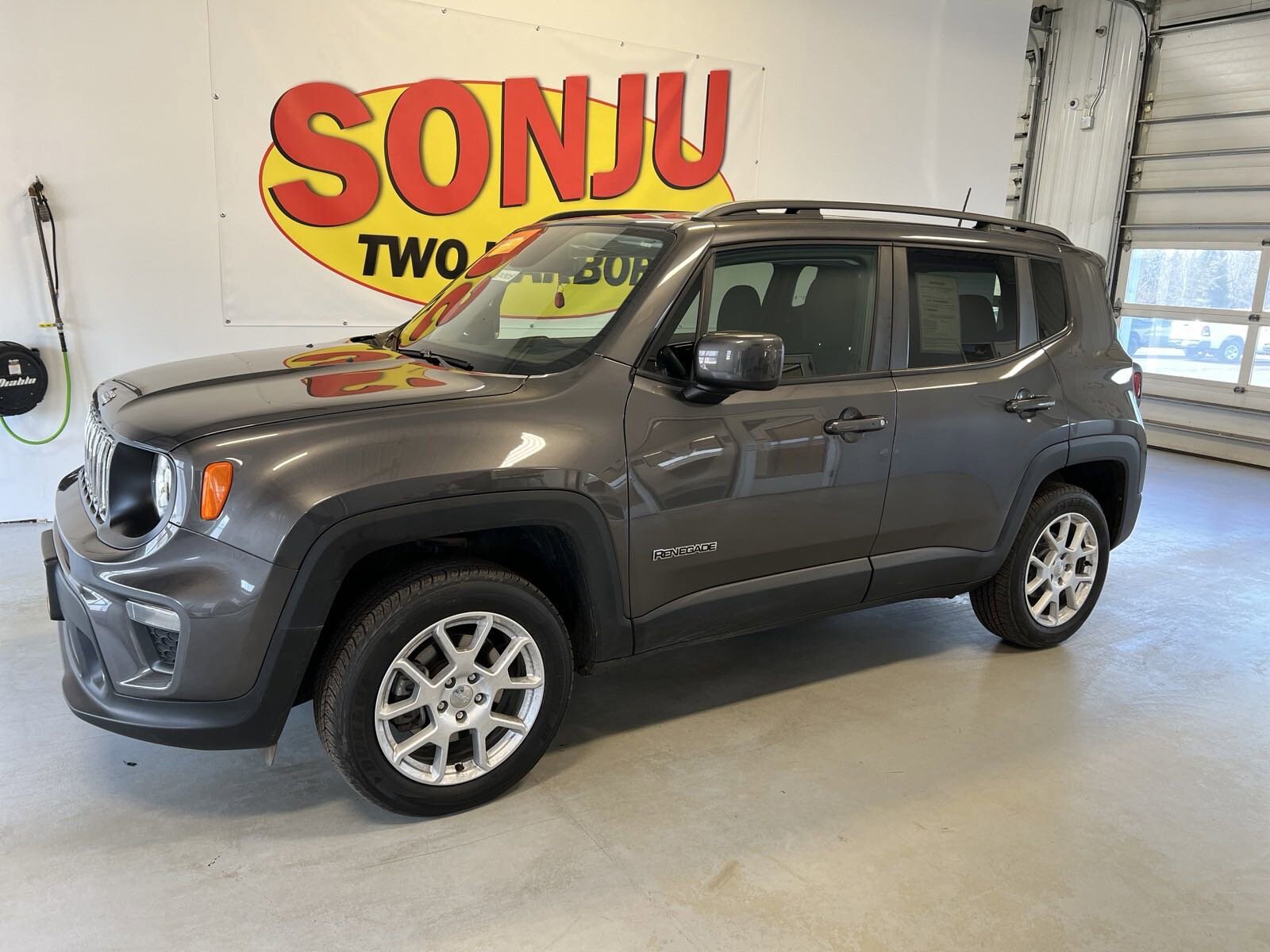 Certified 2020 Jeep Renegade Latitude with VIN ZACNJBBB9LPK98069 for sale in Two Harbors, Minnesota