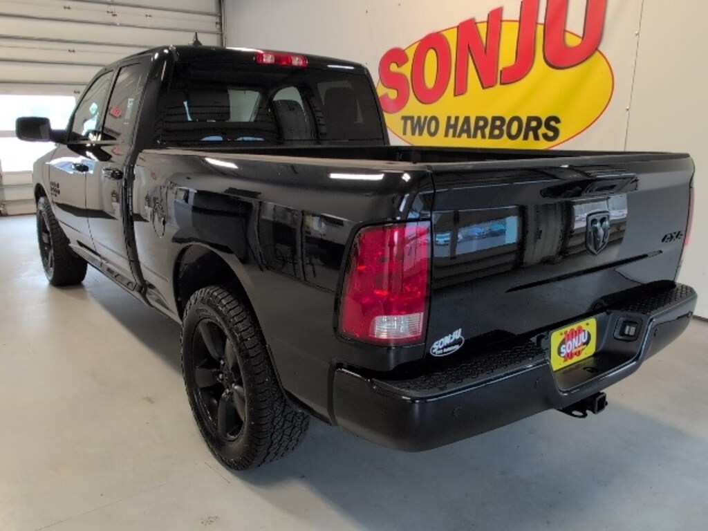 Certified 2022 Ram 1500 Classic SLT Truck