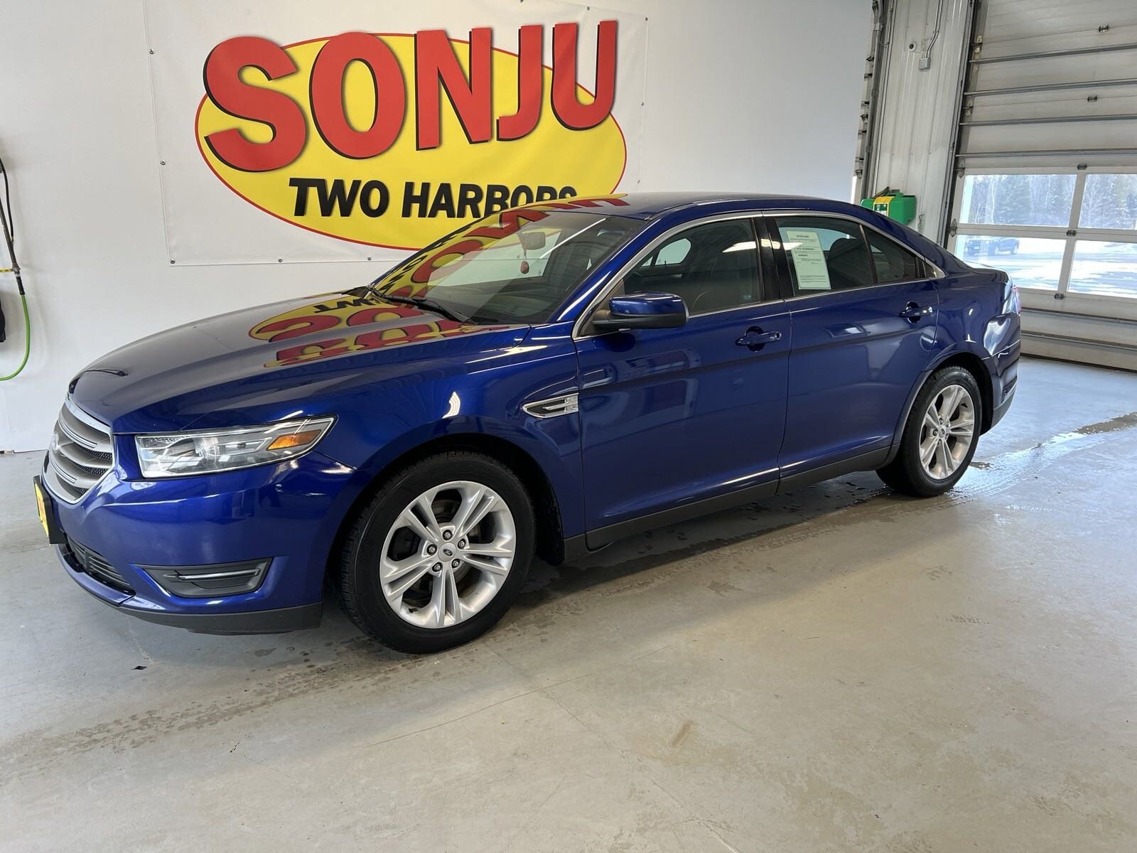 Used 2013 Ford Taurus SEL with VIN 1FAHP2H87DG120885 for sale in Two Harbors, Minnesota