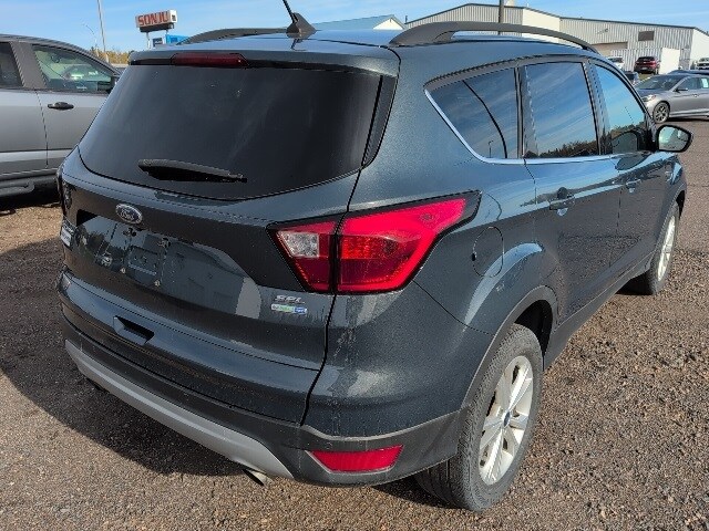 2019 Ford Escape SEL photo 2