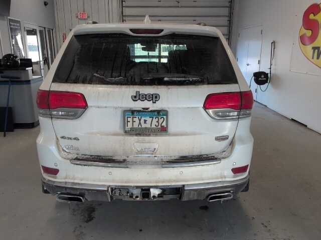 2017 Jeep Grand Cherokee Summit photo 4