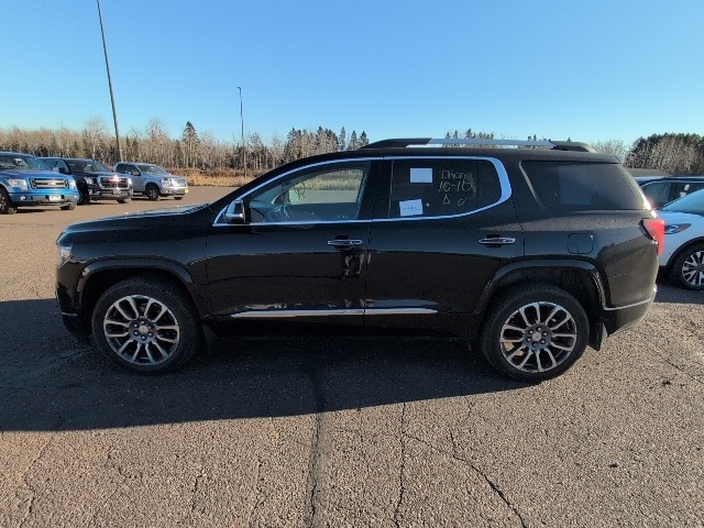 2021 Gmc Acadia Denali photo 2