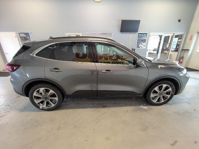 2024 Ford Escape Platinum photo 4