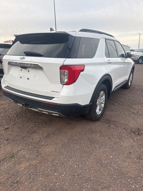 2021 Ford Explorer XLT photo 2