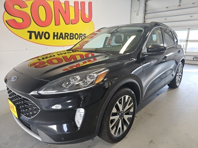 2020 Ford Escape Hybrid Titanium