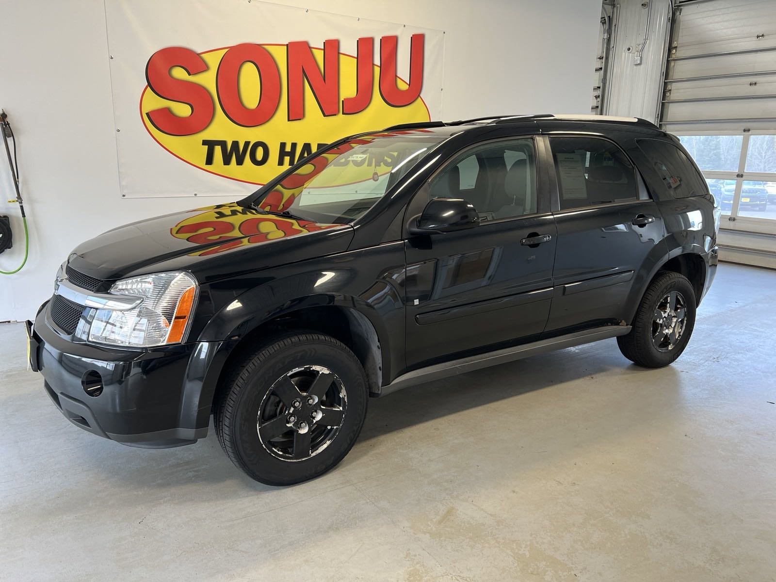 Used 2008 Chevrolet Equinox LT with VIN 2CNDL43F886076399 for sale in Two Harbors, Minnesota