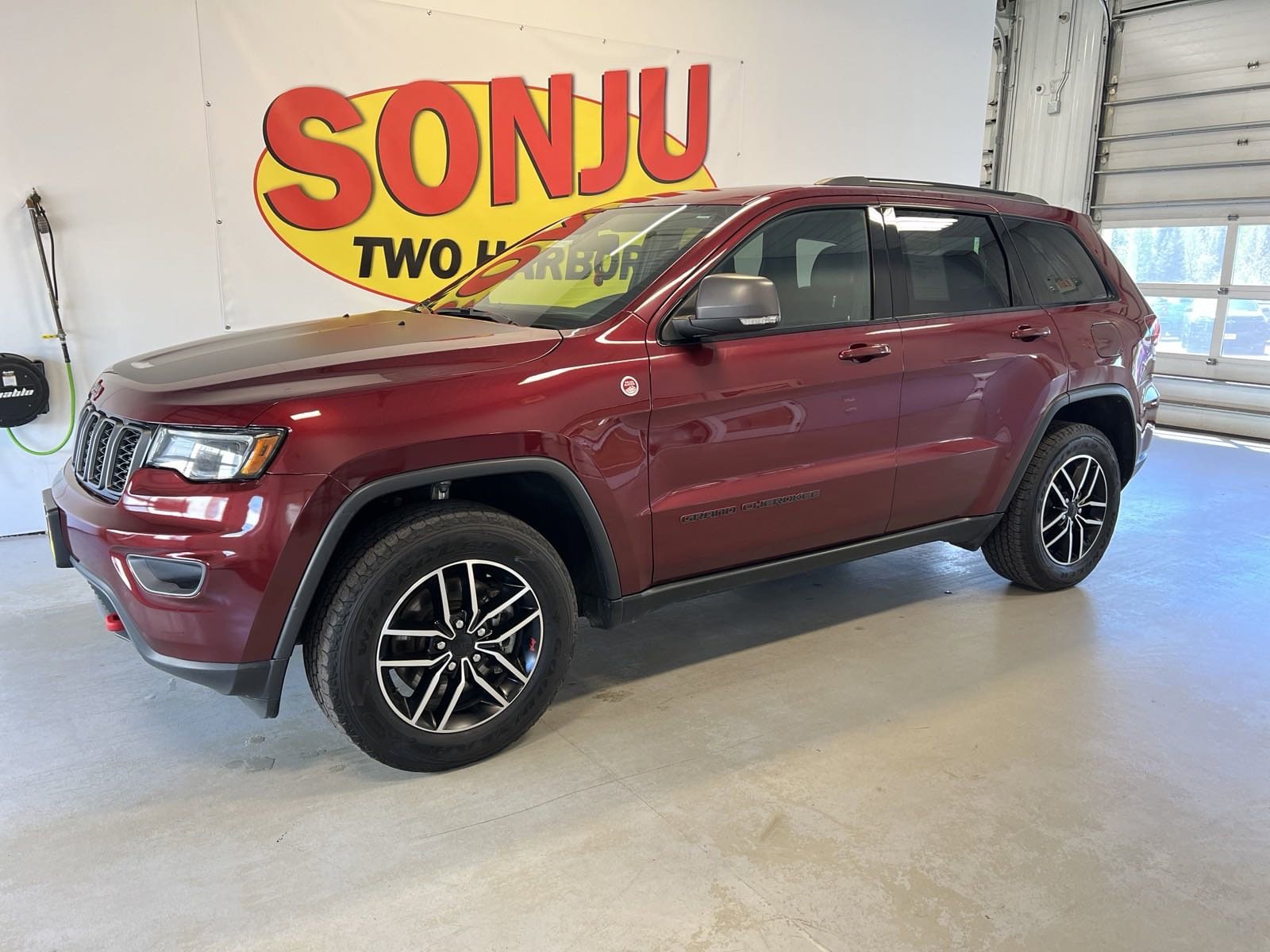Certified 2021 Jeep Grand Cherokee Trailhawk with VIN 1C4RJFLT0MC631445 for sale in Two Harbors, Minnesota