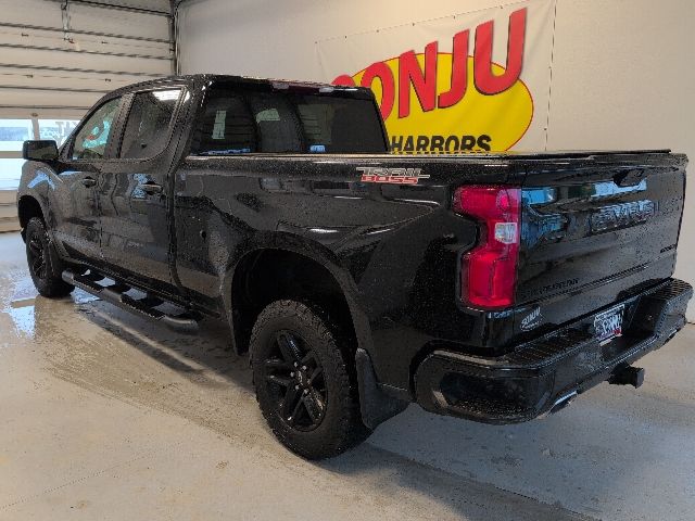Certified 2021 Chevrolet Silverado 1500 Custom Trail Boss with VIN 1GCPYCEF8MZ444704 for sale in Two Harbors, Minnesota