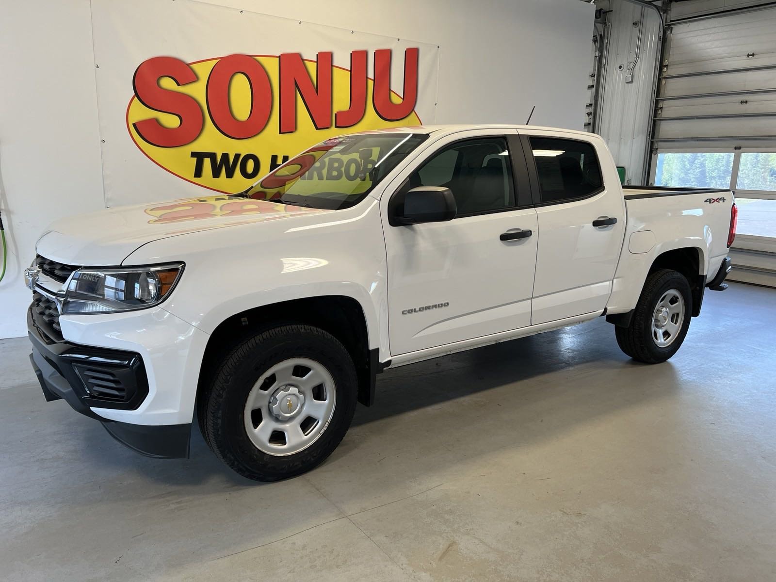 Certified 2021 Chevrolet Colorado Work Truck with VIN 1GCGTBEN5M1215590 for sale in Two Harbors, Minnesota