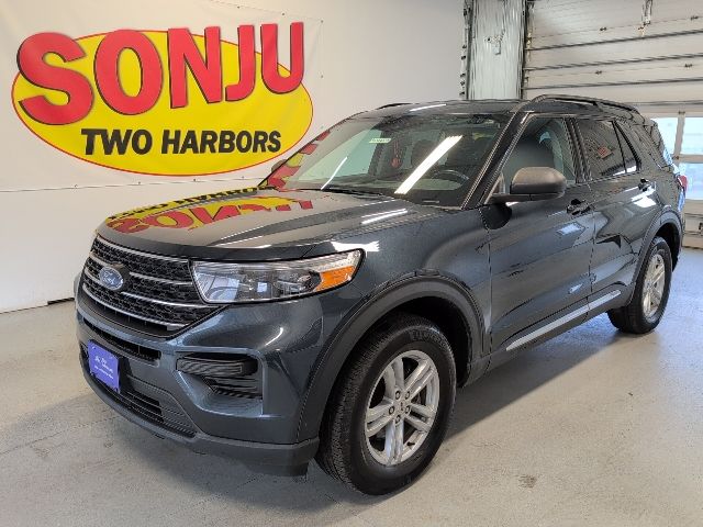 2023 Ford Explorer XLT 4WD's photo