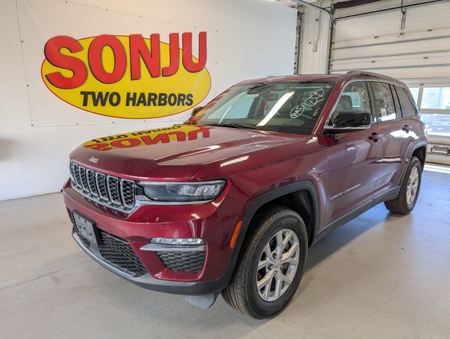 2023 Jeep Grand Cherokee Limited's photo