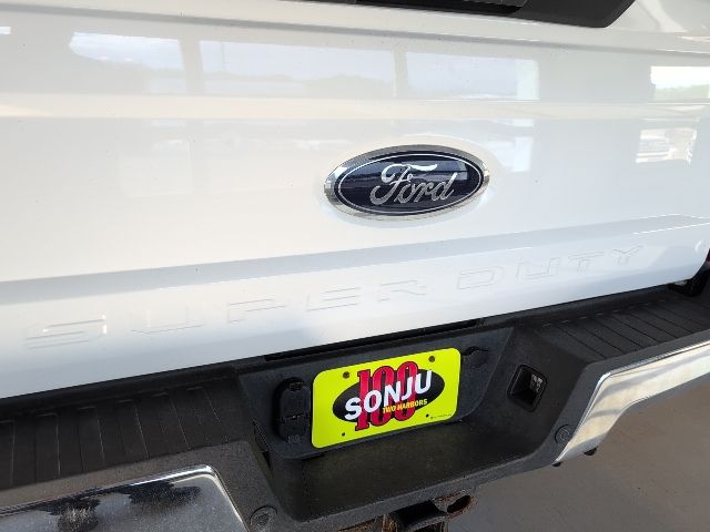 2018 Ford F-350 Super Duty XLT - Photo 33
