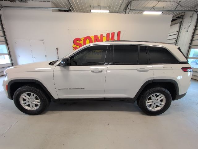 Certified 2023 Jeep Grand Cherokee Laredo with VIN 1C4RJHAG7PC510949 for sale in Two Harbors, Minnesota
