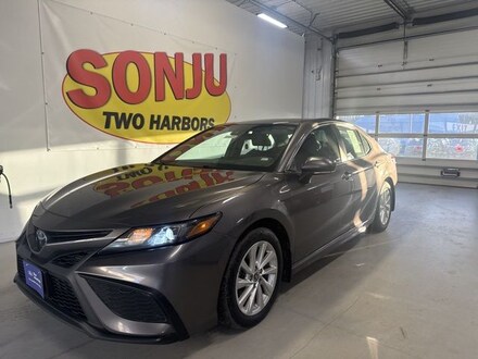 2023 Toyota Camry SE Sedan