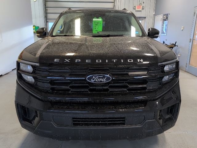 2026 Ford Expedition MAX photo 4