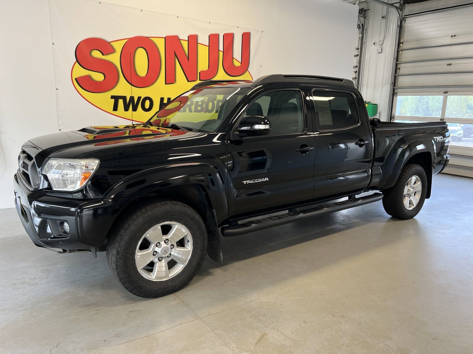 Certified 2015 Toyota Tacoma Base with VIN 3TMMU4FN9FM080100 for sale in Two Harbors, MN