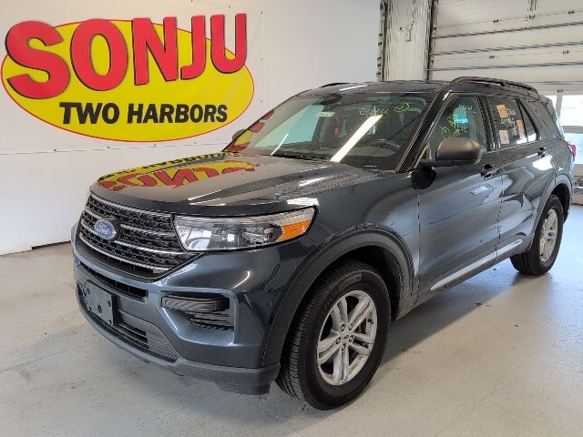 2023 Ford Explorer XLT 4WD's photo