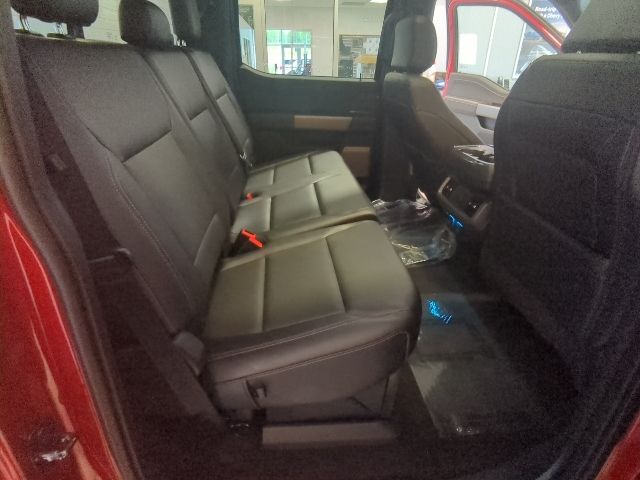 2025 Ford F-150 XLT - Photo 30