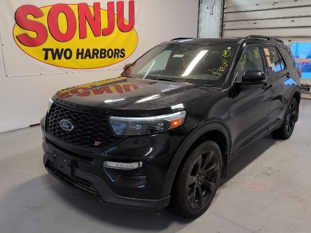 2020 Ford Explorer ST's photo