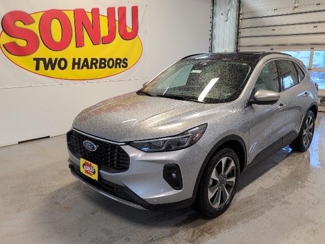 2024 Ford Escape Platinum's photo