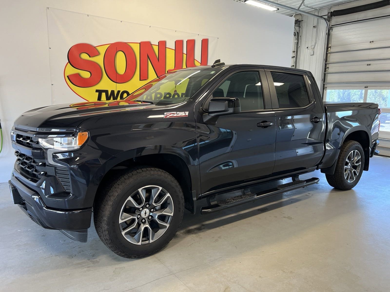 Certified 2024 Chevrolet Silverado 1500 RST with VIN 1GCUDEED1RZ198563 for sale in Two Harbors, Minnesota