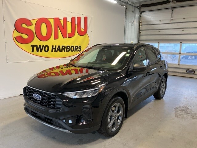 2025 Ford Escape ST-Line's photo