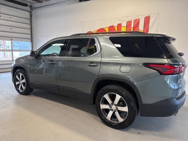 Used 2022 Chevrolet Traverse 3LT with VIN 1GNEVHKW7NJ110401 for sale in Two Harbors, Minnesota