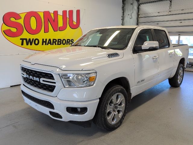 2023 RAM 1500 Big Horn/Lone Star 4x4 Crew Cab 5'7's photo