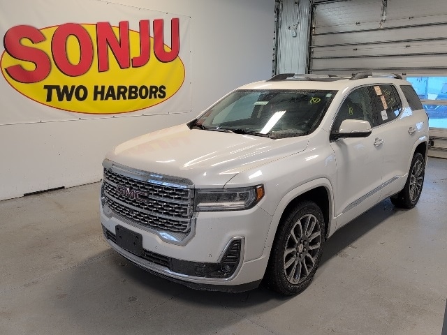 2021 GMC Acadia Denali's photo