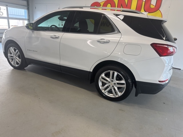 Used 2020 Chevrolet Equinox Premier with VIN 3GNAXYEX1LS563261 for sale in Two Harbors, Minnesota