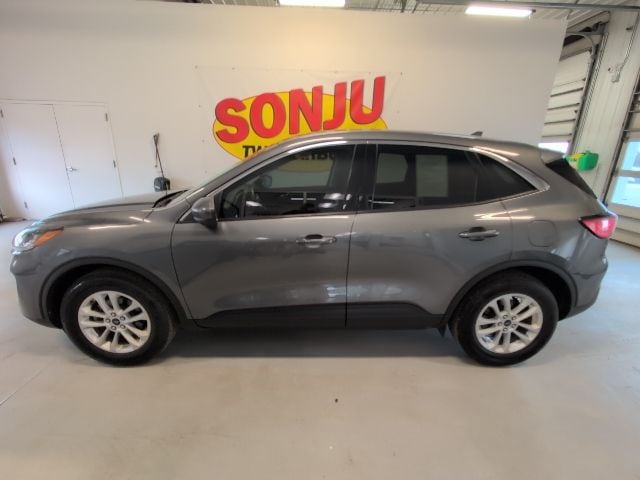 Used 2021 Ford Escape SE with VIN 1FMCU9BZ1MUA71896 for sale in Two Harbors, Minnesota