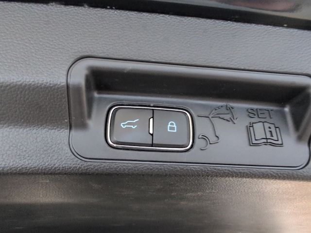 2023 Ford Explorer XLT - Photo 34