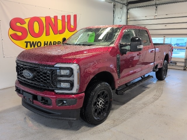 2026 Ford F-350 Super Duty Lariat's photo